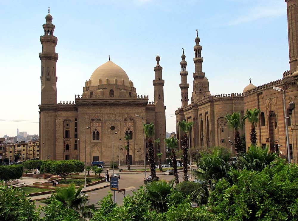 Le Caire