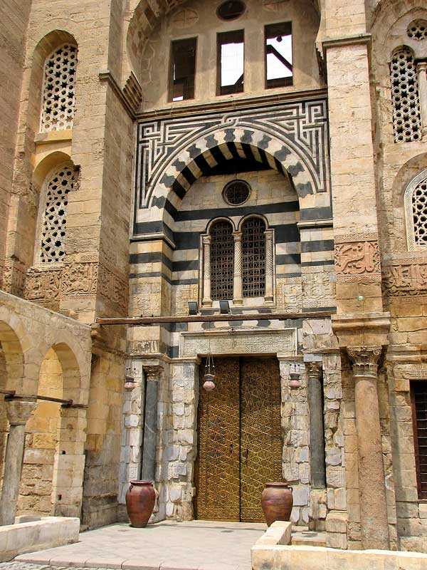 Le Caire